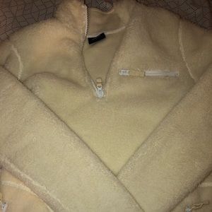 ♡ NEW Zumiez White Sherpa Qtr zip ♡